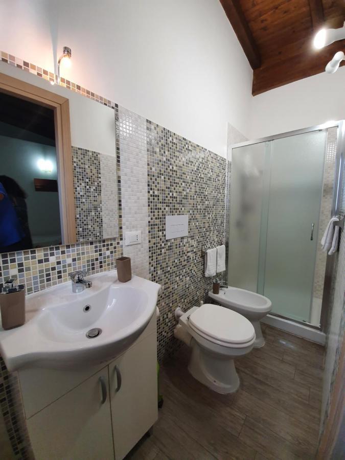 Arricampati Airport Rooms & Bringo Car Rental Carini Buitenkant foto